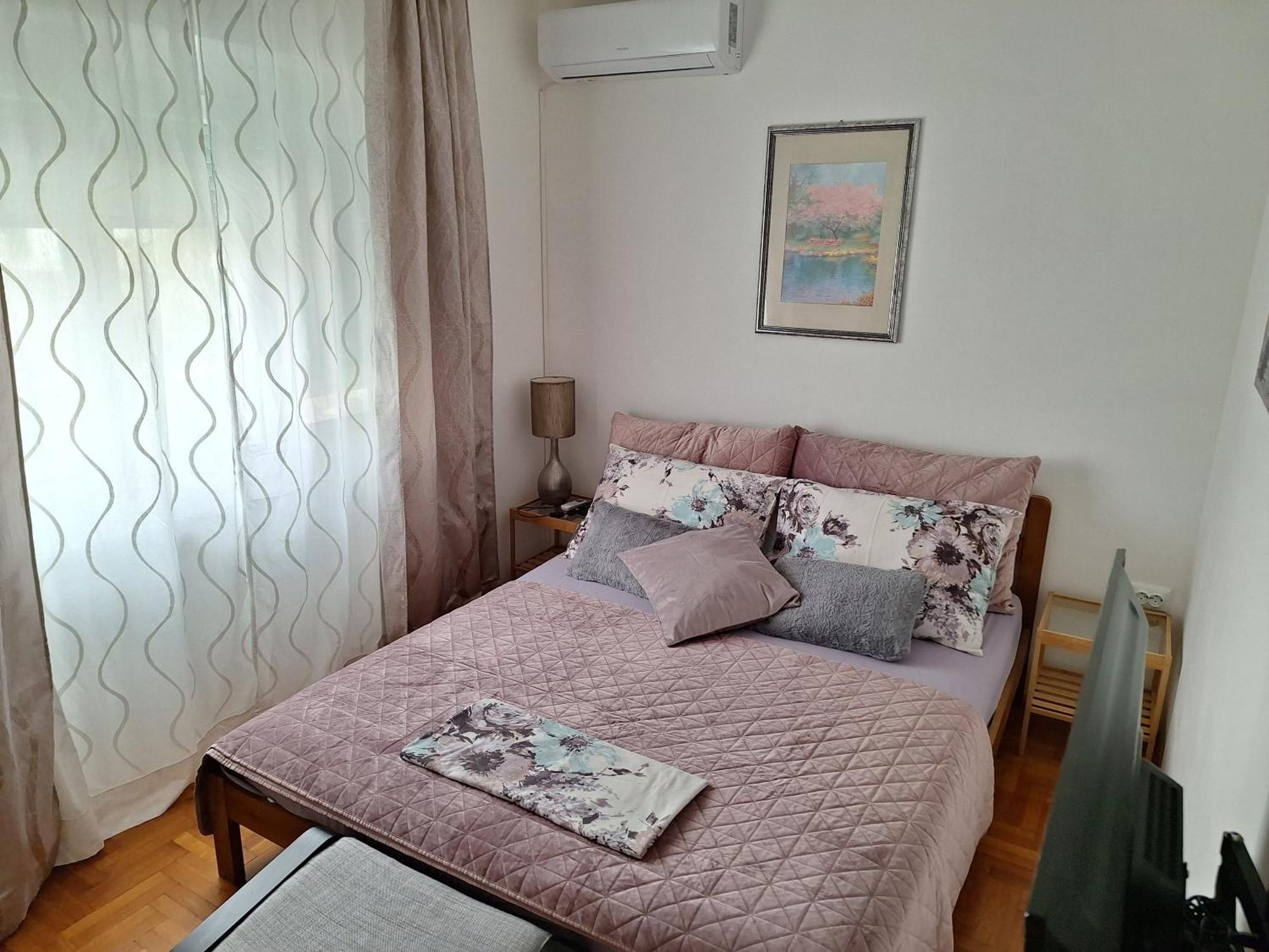 Apartments Anita Crikvenica Bagian luar foto