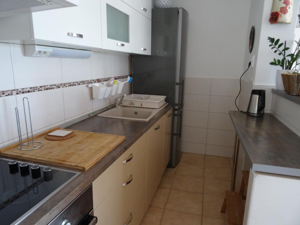 Apartments Anita Crikvenica Bagian luar foto